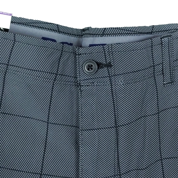 NWT PGA Tour Mens 36 Grey Plaid Stretch Shorts - Picture 3 of 7